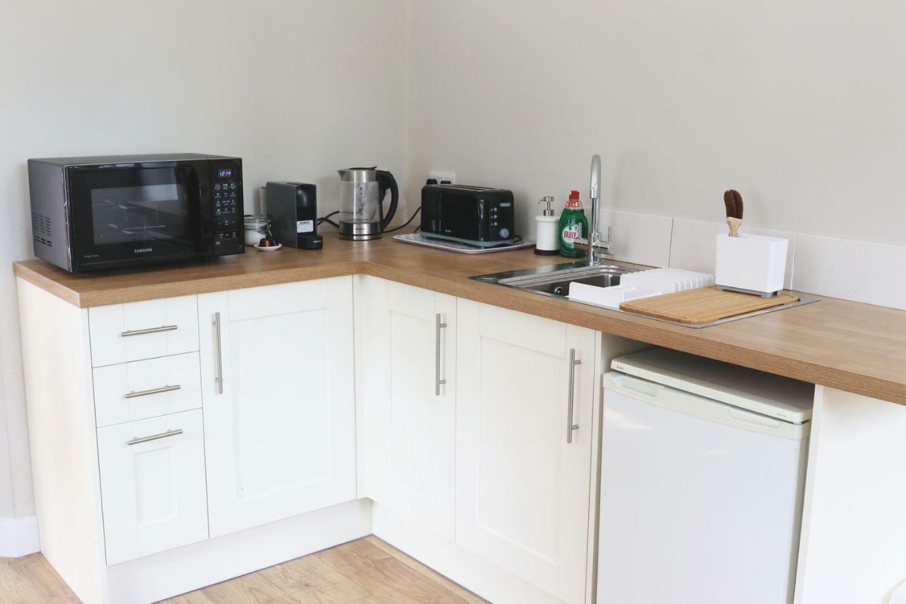 Rose Barn Appartement West Lavington Buitenkant foto